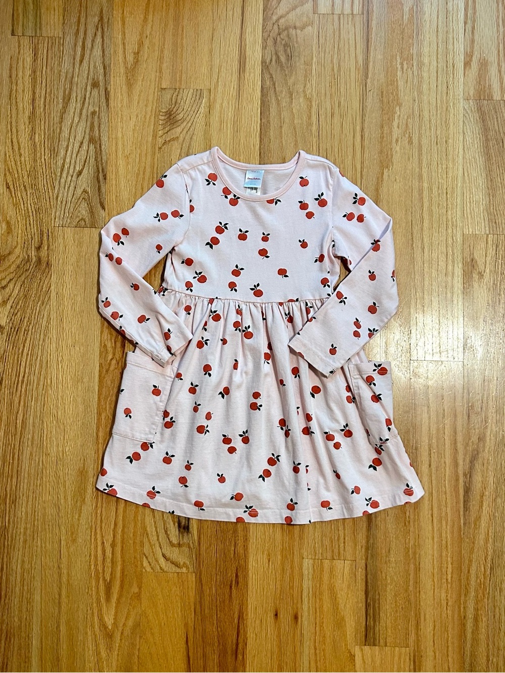 Hanna Andersson long sleeve playground dress with pockets